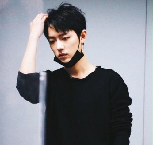 圈内人爆料肖战李沁视频,幕后故事引热议 第2张 圈内人爆料肖战李沁视频,幕后故事引热议 第2张