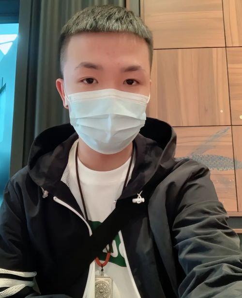 吃瓜网红翻车事件视频播放,视频播放量惊人，网友热议不断