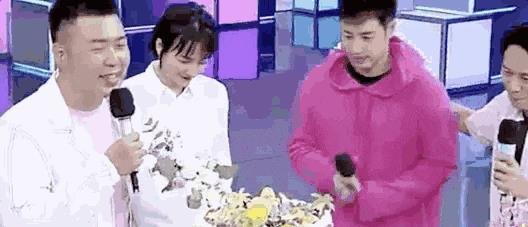 网红结婚吃瓜视频,吃瓜群众围观揭秘! 第2张 网红结婚吃瓜视频,吃瓜群众围观揭秘! 第2张
