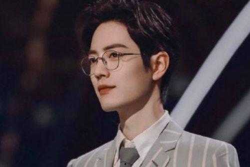 肖战谢娜圈内爆料,揭秘娱乐圈背后的故事 第2张 肖战谢娜圈内爆料,揭秘娱乐圈背后的故事 第2张